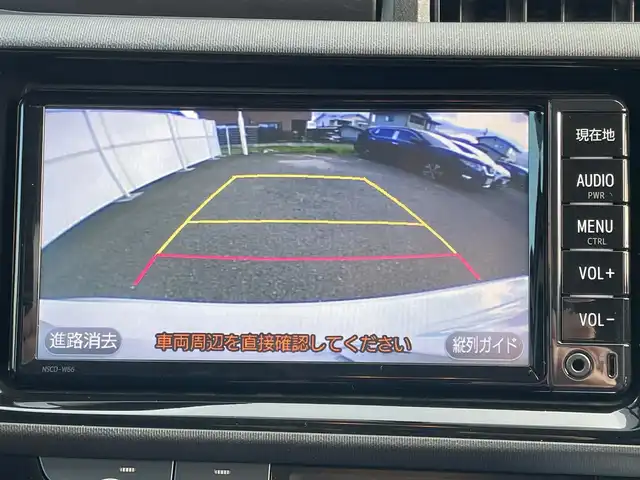 トヨタ アクア S 岩手県 2016(平28)年 2万km ライムホワイトパールクリスタルシャイン 純正メモリナビ/　　BT/CD/フルセグ/バックカメラ/シートヒーター/ETC