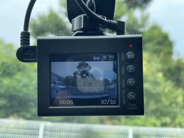 ダイハツ キャスト スタイル X SAⅢ 静岡県 2018(平30)年 6.3万km パールホワイトⅢ ワンオーナー/社外ナビ/フルセグTV/DVD/CD/SD/BT/バックカメラ/衝突軽減ブレーキ/レーンキープアシスト/オートハイビーム/前後ドライブレコーダー/LEDヘッドライト/ETC/スマートキー×2/保証書/取扱説明書/ナビ取扱説明書