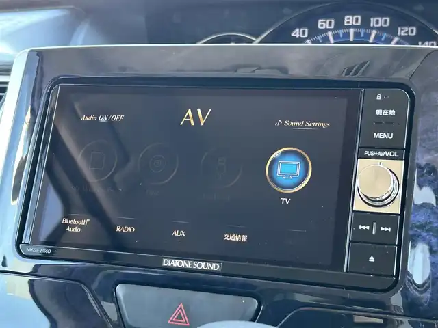 ダイハツ タント カスタム X トップED SAⅡ 兵庫県 2016(平28)年 6.3万km パールホワイトⅢ 禁煙車/純正ナビ/フルセグTV/パワースライドドア（助手席側）/バックカメラ/ETC/スマートアシスト２/アイドリングストップ/LEDヘッドランプ/LEDフォグライト/オートライト/オートエアコン/ハーフレザーシート/純正14インチアルミ