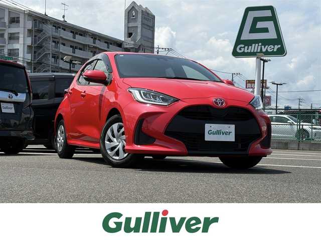 トヨタ ヤリス G 大分県 2021(令3)年 1.2万km コーラルクリスタルシャイン 純正ディスプレイオーディオ/・luetooth/バックカメラ/Toyota Safety Sense (標準装備)/レーントレーシングアシスト (LTA)/レーダークルーズコントロール /オートマチックハイビーム (AHB)/先行車発進告知機能/セカンダリーコリジョンブレーキ (SCB)/車両接近通報装置/純正LEDヘッドライト/前後ドライブレコーダー/保証書/取扱説明書