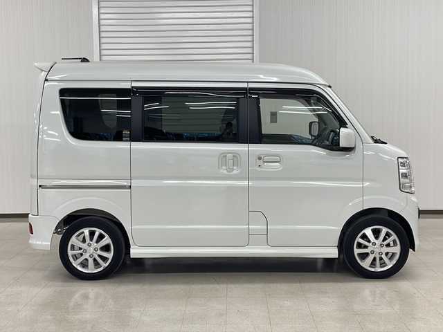 スズキ エブリィ ワゴン PZターボ 熊本県 2019(令1)年 3.3万km パールホワイト 社外ＳＤナビ（ラジオ/フルセグ/ＢＴ/ＣＤ/ＤＶＤ/ＳＤ）/ステアリングリモコン/オートハイビーム/オートライト/ＨＩＤヘッドライト/フォグランプ/片側PSドア/リアサーキュレーター/リアサンシェード/コーナーセンサー/レーンキープアシスト/衝突軽減システム/横滑り防止装置/プッシュスタート/スマートキー/フロアマット/ドアバイザー