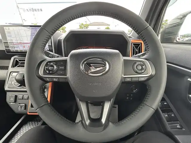 ダイハツ タフト G ターボ 岡山県 2021(令3)年 6.1万km フォレストカーキメタリック 登録時走行距離　62291km/禁煙車/純正レッドマッドフラップ（マッドガード）/純正9インチナビ/　(CD/フルセグTV/Bluetooth)/バックカメラ/クルーズコントロール(追従走行あり)/衝突被害軽減システム/コーナーセンサー/純正ドライブレコーダー/ETC/ガラスルーフ/ルーフレール/シートヒーター（D・N席）/革巻きステアリング/ステアリングスイッチ/純正LEDヘッドライト/フォグライト/オートライト/プッシュスタート/スマートキー/アイドリングストップ/電子パーキング/オートブレーキホールド/純正アルミホイール 15インチ/ドアバイザー/電動格納ミラー/オートリトラミラー/純正フロアマット/横滑防止装置/盗難防止装置/保証書/取扱説明書/ナビ取扱説明書/純正ドライブレコーダー取扱説明書