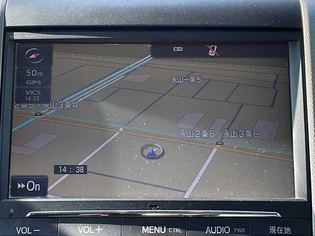 トヨタ アルファード 240S 道北・旭川 2014(平26)年 6.1万km ブラック /４WD//ワンオーナー//純正ナビ/CD/DVD/BT/TV/ラジオ//バックカメラ//純正フリップダウンモニター//両側パワースライドドア//TRDフロントエアロ//TRDリアバンパーガーニッシュ//ビルトインETC//社外ドライブレコーダー前後//社外フロアマット//革巻きステアリング//ステアリングスイッチ//オートエアコン//電動格納ミラー//オートライト//フォグランプ//ドアミラーウィンカー//ドアバイザー//スマートキー//プッシュスタート//保証書