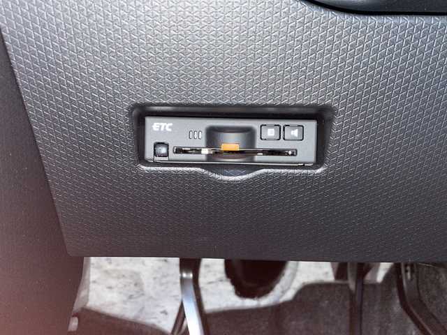 ダイハツ タント カスタム RS スタイルセレクション 岐阜県 2021(令3)年 1.4万km ブラックマイカメタリック/ファイアークォーツレッドメタリック 2トーン 禁煙車/社外SDナビ/AM/FM/CD/DVD/BT/フルセグTV/パノラマビューモニター/衝突軽減ブレーキ/両側パワースライドドア/レーダークルーズコントロール /前後ソナー/ステアリングリモコン/オートライト/オートハイビーム/LEDヘッドライト/LEDフォグランプ/プッシュスタート/スマートキー/ビルトインETC/純正フロアマット/純正ドアバイザー/純正アルミホイール/ハーフレザーシート /シートヒーター