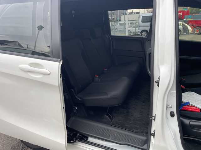 ホンダ フリード スパイク ハイブリット 神奈川県 2015(平27)年 10万km ホワイトオーキッドパール ワンオーナー/純正ナビ/ワンセグテレビ/BT/バックカメラ/クルーズコントロール/ステアリングスイッチ/ETC/電動格納ミラー/フロアマット