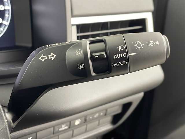 三菱 アウトランダー ＰＨＥＶ G 埼玉県 2024(令6)年 0.2万km グレー 純正ナビ/マルチアラウンドモニター/レーダークルーズコントロール/衝突被害軽減ブレーキシステム/フルセグTV/シートヒーター/ハーフレザーシート/純正20インチアルミホイール/プッシュスタート/電動格納ミラー