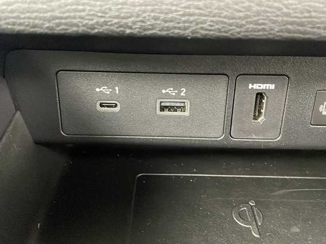 三菱 アウトランダー ＰＨＥＶ G 埼玉県 2024(令6)年 0.2万km グレー 純正ナビ/マルチアラウンドモニター/レーダークルーズコントロール/衝突被害軽減ブレーキシステム/フルセグTV/シートヒーター/ハーフレザーシート/純正20インチアルミホイール/プッシュスタート/電動格納ミラー
