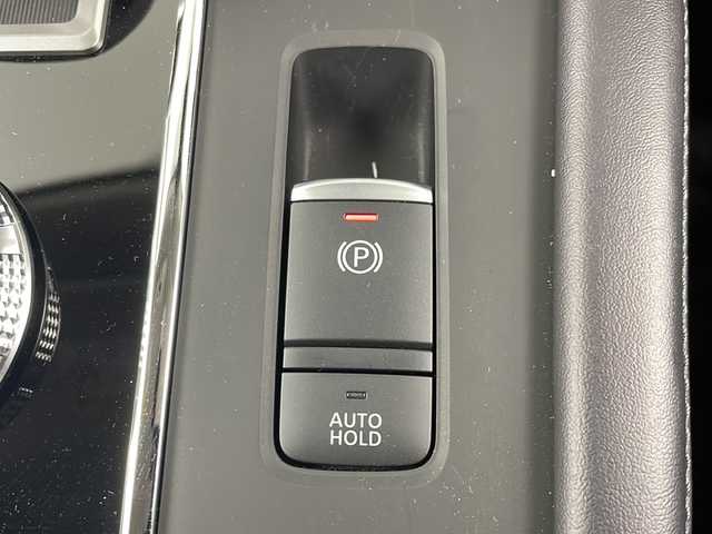 三菱 アウトランダー ＰＨＥＶ G 埼玉県 2024(令6)年 0.2万km グレー 純正ナビ/マルチアラウンドモニター/レーダークルーズコントロール/衝突被害軽減ブレーキシステム/フルセグTV/シートヒーター/ハーフレザーシート/純正20インチアルミホイール/プッシュスタート/電動格納ミラー