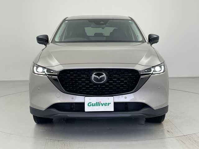 マツダ ＣＸ－５ XD スマートエディション 愛知県 2023(令5)年 5.1万km プラチナクォーツメタリック マツダコネクト/・Apple Car Play/・Android Auto/・フルセグTV/・Bluetooth/・USB/・AM/FM/アラウンドビューモニター/BOSEサウンド/アドバンストスマートシティブレーキ/スマートシティブレーキサポート(後退時)/At誤発進抑制機能/マツダレーダークルーズコントロール/車線逸脱警報/ブラインドスポットアシスト/リアクロストラフィックアラート/ドライバーアラート/クリアランスソナー/アダプティブLEDヘッドライト/レーンキープアシスト/ハーフレザーシート/シートヒーター/パワーシート/電動リアゲート/ETC/純正アルミホイール/ワイヤレスチャージ/スマートキー/プッシュスタート