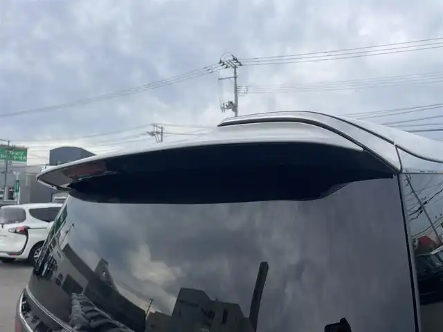 トヨタ アルファード Z 山形県 2024(令6)年 0.9万km プラチナホワイトパールマイカ ワンオーナー/寒冷地仕様車/トヨタセーフティセンス/左右独立ムーンルーフ/純正14インチコネクティッドナビ/フルセグTV/全方位カメラ/両側パワースライドドア/パーキングアシスト/黒革シート/シートヒーター、エアシート/前席二列目パワーシート/デジタルインナーミラー/ステアリングスイッチ/レーダークルーズコントロール/ETC2.0/プロジェクションカーテシイルミ/スカッフイルミネーション/オートホールド/横滑り防止装置/パワーバッグドア/BSM/純正アルミホイール/LEDライト/フォグランプ/ウィンカーミラー/保証書、取説あり/スペアキーあり