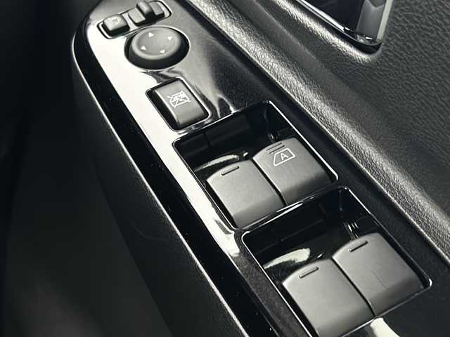 日産 ルークス ハイウェイスター X 宮城県 2024(令6)年 0.4万km フローズンバニラパール 4WD/両側パワースライドドア/ハンズフリースライドドア/純正9型ディスプレイ/全方位カメラ/シートヒーター/ステアリングヒーター/プッシュスタート/スマートキー/スペアキー/オートライト/オートマチックハイビーム/LEDヘッドライト/フォグランプ/ヘッドライトレベライザー/純正フロアマット/純正14インチアルミホイール