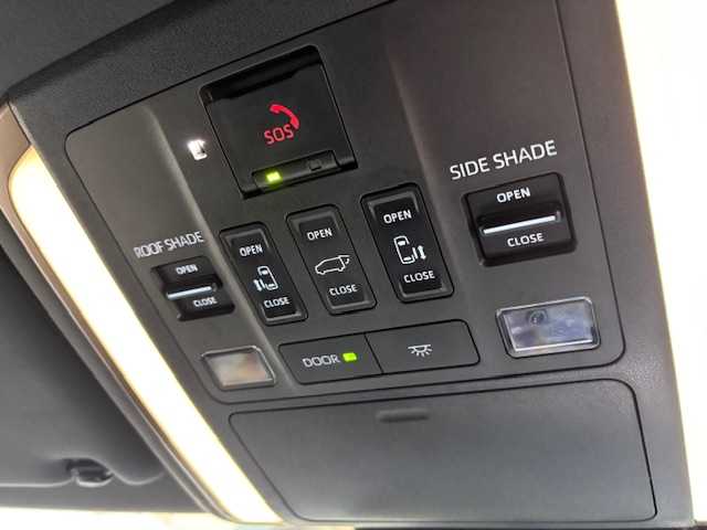 トヨタ アルファード Z 大阪府 2024(令6)年 1.8万km ブラック ナビ　/フルセグ　/Ｂｌｕｅｔｏｏｔｈ　/全方位カメラ　/ガラスルーフ　/１３．２型フリップダウンモニター　/デジタルインナーミラー　/ブラインドスポットモニター　/両側パワースライドドア/パワーバックドア/レザーシート　/シートヒータ　/エアーシート　/ＥＴＣ/純正マット/純正バイザー