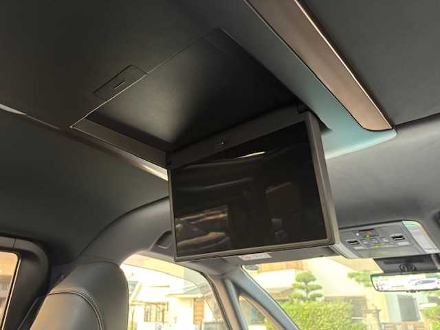 トヨタ アルファード Z 大阪府 2024(令6)年 1.8万km ブラック ナビ　/フルセグ　/Ｂｌｕｅｔｏｏｔｈ　/全方位カメラ　/ガラスルーフ　/１３．２型フリップダウンモニター　/デジタルインナーミラー　/ブラインドスポットモニター　/両側パワースライドドア/パワーバックドア/レザーシート　/シートヒータ　/エアーシート　/ＥＴＣ/純正マット/純正バイザー