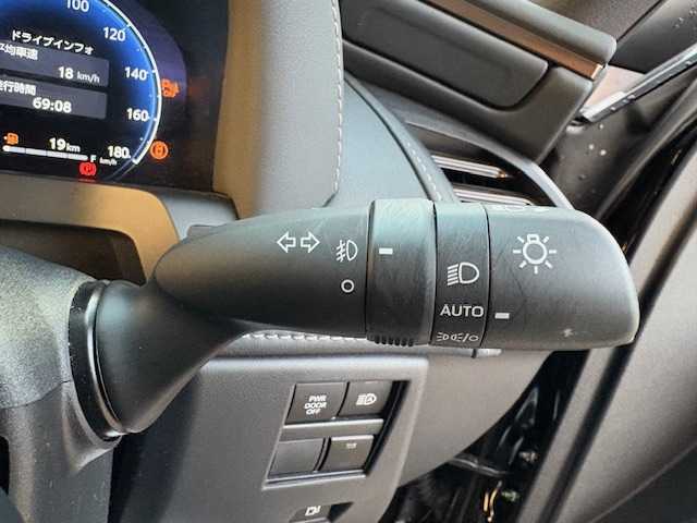 トヨタ アルファード Z 大阪府 2024(令6)年 1.8万km ブラック ナビ　/フルセグ　/Ｂｌｕｅｔｏｏｔｈ　/全方位カメラ　/ガラスルーフ　/１３．２型フリップダウンモニター　/デジタルインナーミラー　/ブラインドスポットモニター　/両側パワースライドドア/パワーバックドア/レザーシート　/シートヒータ　/エアーシート　/ＥＴＣ/純正マット/純正バイザー