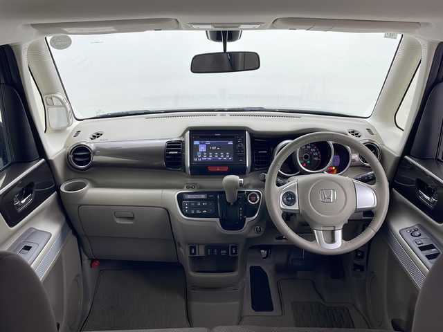 ホンダ Ｎ ＢＯＸ スラッシュ G・L ノヴァカントリースタイル 秋田県 2019(平31)年 1.2万km アッシュグリーンメタリック ４WD/ディスプレイオーディオ/Bluetooth/CD/ワンセグ/ビルトインETC/前席シートヒーター/ステアリングヒーター/電動パワーステアリングシステム/純正フロアマット/オートライト/純正スチールホイル/盗難防止装置/ハロゲンヘッドライト/スマートキー/スペアキー