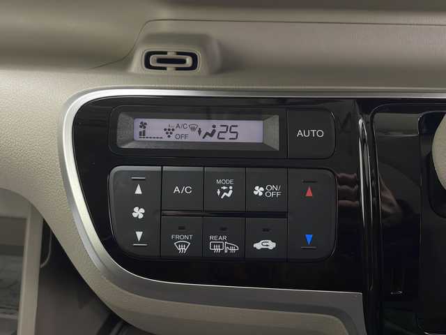 ホンダ Ｎ ＢＯＸ スラッシュ G・L ノヴァカントリースタイル 秋田県 2019(平31)年 1.2万km アッシュグリーンメタリック ４WD/ディスプレイオーディオ/Bluetooth/CD/ワンセグ/ビルトインETC/前席シートヒーター/ステアリングヒーター/電動パワーステアリングシステム/純正フロアマット/オートライト/純正スチールホイル/盗難防止装置/ハロゲンヘッドライト/スマートキー/スペアキー