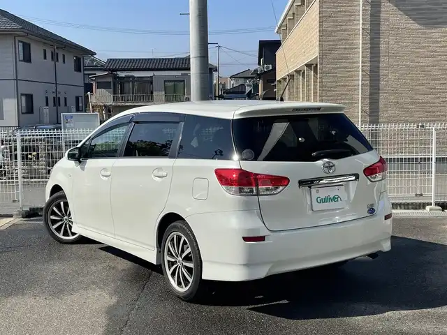 トヨタ ウィッシュ 1．8X HIDセレクション 福島県 2011(平23)年 8.8万km ホワイトパールクリスタルシャイン 純正メモリーナビ/CD/SD/ワンセグTV/バックカメラ/オートライト/キセノンライト/ビルトインETC/ドライブレコーダー/プッシュスタート/ドアバイザー/フロアマット