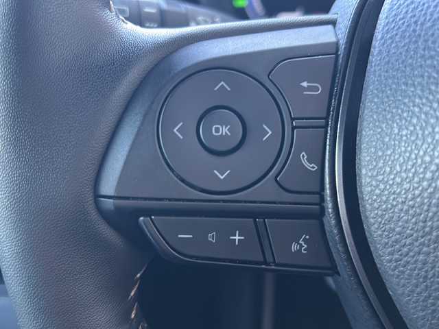 トヨタ カローラツーリング ハイブリッド ダブルバイビー 大阪府 2024(令6)年 1.9万km アティチュードブラックマイカ １オーナー　１０．５型ディスプレイオーディオ　フルセグ　Ｂｌｕｅｔｏｏｔｈ　バックカメラ　プリクラッシュセーフティー　モデリスタ　ハーフレザー　シートヒーター　ステアリングヒーター　レーダークルコン　ＢＳＭ　ＥＴＣ２．０　ウィンカーミラー　プッシュスタート　オートホールド　LEDヘッドライト　スペアキー1　モデリスタドアハンドルプロテクター　モデリスタスカッフプレート　純正ホイール　純正オーディオ　オールシーズンタイヤ