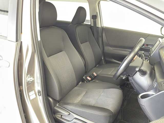 トヨタ シエンタ ハイブリッド ファンベースG 茨城県 2021(令3)年 5万km アバンギャルドブロンズメタリック 衝突軽減ブレーキ　純正ＳＤナビ　ワンセグＴＶ　バックカメラ　ドライブレコーダー　両側電動スライドドア　クルーズコントロール　ＬＥＤヘッドライト　オートハイビーム　純正フロアマット　ドアバイザー　ＥＴＣ