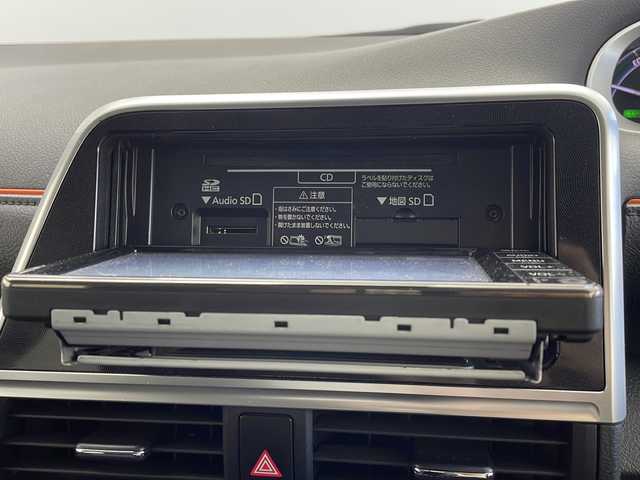 トヨタ シエンタ ハイブリッド ファンベースG 茨城県 2021(令3)年 5万km アバンギャルドブロンズメタリック 衝突軽減ブレーキ　純正ＳＤナビ　ワンセグＴＶ　バックカメラ　ドライブレコーダー　両側電動スライドドア　クルーズコントロール　ＬＥＤヘッドライト　オートハイビーム　純正フロアマット　ドアバイザー　ＥＴＣ