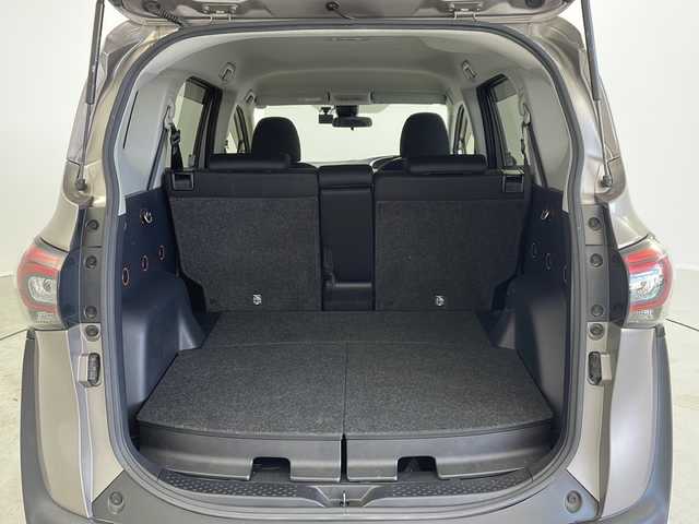 トヨタ シエンタ ハイブリッド ファンベースG 茨城県 2021(令3)年 5万km アバンギャルドブロンズメタリック 衝突軽減ブレーキ　純正ＳＤナビ　ワンセグＴＶ　バックカメラ　ドライブレコーダー　両側電動スライドドア　クルーズコントロール　ＬＥＤヘッドライト　オートハイビーム　純正フロアマット　ドアバイザー　ＥＴＣ