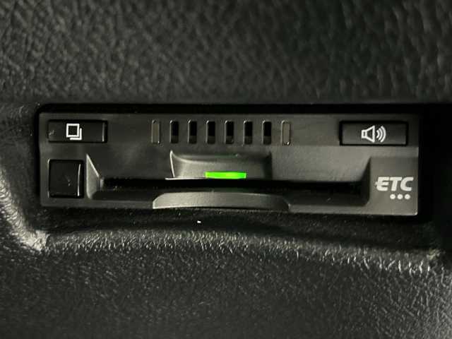 トヨタ シエンタ ハイブリッド G 埼玉県 2021(令3)年 3.9万km ダークブルーマイカM 純正ナビ/(FM/AM/TV/BT/CD/DVD)　/バックカメラ/ビルトインＥＴＣ/ドライブレコーダー/両側電動スライドドア/クルーズコントロール/クリアランスソナー/レーンキープアシスト/衝突軽減ブレーキ/LEDヘッドライト/オートハイビーム/ドアバイザー/先行車発進お知らせ機能　/革巻きハンドル　/プッシュスタート/スマートキー/　　　　　　　　　