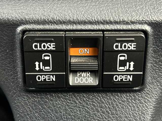 トヨタ シエンタ ハイブリッド G 埼玉県 2021(令3)年 3.9万km ダークブルーマイカM 純正ナビ/(FM/AM/TV/BT/CD/DVD)　/バックカメラ/ビルトインＥＴＣ/ドライブレコーダー/両側電動スライドドア/クルーズコントロール/クリアランスソナー/レーンキープアシスト/衝突軽減ブレーキ/LEDヘッドライト/オートハイビーム/ドアバイザー/先行車発進お知らせ機能　/革巻きハンドル　/プッシュスタート/スマートキー/　　　　　　　　　