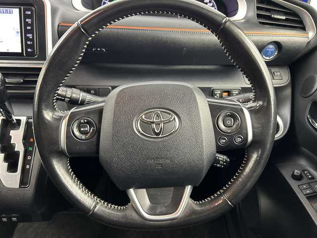 トヨタ シエンタ ハイブリッド G 埼玉県 2021(令3)年 3.9万km ダークブルーマイカM 純正ナビ/(FM/AM/TV/BT/CD/DVD)　/バックカメラ/ビルトインＥＴＣ/ドライブレコーダー/両側電動スライドドア/クルーズコントロール/クリアランスソナー/レーンキープアシスト/衝突軽減ブレーキ/LEDヘッドライト/オートハイビーム/ドアバイザー/先行車発進お知らせ機能　/革巻きハンドル　/プッシュスタート/スマートキー/　　　　　　　　　