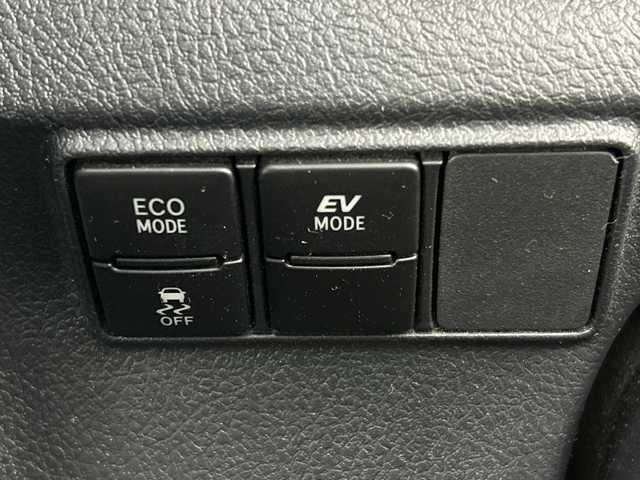 トヨタ シエンタ ハイブリッド G 埼玉県 2021(令3)年 3.9万km ダークブルーマイカM 純正ナビ/(FM/AM/TV/BT/CD/DVD)　/バックカメラ/ビルトインＥＴＣ/ドライブレコーダー/両側電動スライドドア/クルーズコントロール/クリアランスソナー/レーンキープアシスト/衝突軽減ブレーキ/LEDヘッドライト/オートハイビーム/ドアバイザー/先行車発進お知らせ機能　/革巻きハンドル　/プッシュスタート/スマートキー/　　　　　　　　　