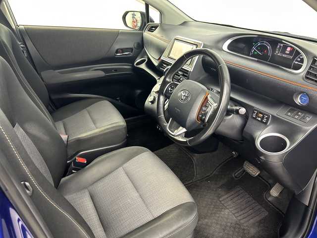 トヨタ シエンタ ハイブリッド G 埼玉県 2021(令3)年 3.9万km ダークブルーマイカM 純正ナビ/(FM/AM/TV/BT/CD/DVD)　/バックカメラ/ビルトインＥＴＣ/ドライブレコーダー/両側電動スライドドア/クルーズコントロール/クリアランスソナー/レーンキープアシスト/衝突軽減ブレーキ/LEDヘッドライト/オートハイビーム/ドアバイザー/先行車発進お知らせ機能　/革巻きハンドル　/プッシュスタート/スマートキー/　　　　　　　　　