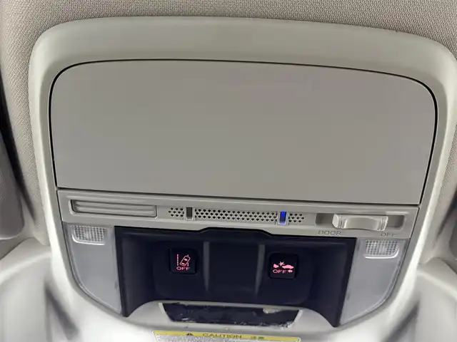 スバル フォレスター プレミアム 愛知県 2018(平30)年 5.4万km クリスタルホワイトP アイサイト/レーダークルーズコントロール/純正SDナビ/・Bluetooth/・フルセグTV/・CD/DVD/パワーバックドア/バックカメラ/サイドカメラ/BSM/デジタルインナーミラー/電動パーキングアシスト/ステアリングヒーター/革巻きステアリング/パドルシフト/ビルトインETC/シートヒーター（D/N)/レザーシート（D/N）/パワーシート（D/N）