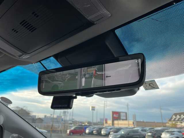 トヨタ アルファード S Cパッケージ 岐阜県 2023(令5)年 4万km ホワイトパールクリスタルシャイン 登録時走行距離40102ｋｍ/ＪＢＬサウンド/ダブルサンルーフ/後席モニター（フリップダウンモニター）/両側パワースライドドア/デジタルインナーミラー/ＬＥＤルームランプ/全方位カメラ（アラウンドビューモニター）/ブラインドスポットモニター/コーナーセンサー前後/電動リアゲート/純正９インチナビ/レーンキープアシスト/ドライブレコーダー/100ｖ電源/ステアリングヒーター/純正フロアマット/純正アルミホイール/前席＋二列目パワーシート/前席シートヒーター/前席エアシート/ビルトインETC/パーキングアシスト/後席サンシェード/ドアバイザー/HDMI/電動リアゲート/フルセグテレビ/オートマチックハイビーム