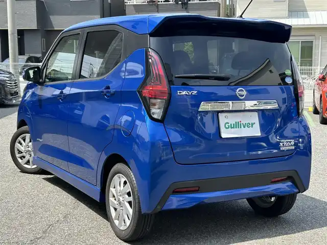 日産 デイズ HWS X プロパイロットED 兵庫県 2019(平31)年 4.8万km オーシャンブルーP 純正9インチメモリーナビ/フルセグTV/CD/DVD/BluetoothSD/FM/AM/アラウンドビューモニター/前ドライブレコーダー/ETC/プロパイロット（高速道路同一車線運転支援技術）/インテリジェント エマージェンシーブレーキ（自動ブレーキ）/車線逸脱防止支援システム/踏み間違い衝突防止アシスト/インテリジェント FCW（前方衝突予測警報）/インテリジェント DA（ふらつき警報）/標識検知機能（進入禁止、最高速度、一時停止）/先行車発進お知らせ/前後クリアランスソナー/ステアリングスイッチ/LEDヘッドライト/フォグランプ/オートライト/電格ミラー/プッシュスタート/オートホールド/革巻きステアリング/ヘッドライトレベライザー/アイドリングストップ/横滑り防止装置/ISOFIX/純正フロアマット/スペアキー1本/新車時保証書