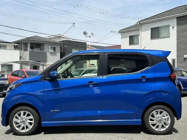 日産 デイズ HWS X プロパイロットED 兵庫県 2019(平31)年 4.8万km オーシャンブルーP 純正9インチメモリーナビ/フルセグTV/CD/DVD/BluetoothSD/FM/AM/アラウンドビューモニター/前ドライブレコーダー/ETC/プロパイロット（高速道路同一車線運転支援技術）/インテリジェント エマージェンシーブレーキ（自動ブレーキ）/車線逸脱防止支援システム/踏み間違い衝突防止アシスト/インテリジェント FCW（前方衝突予測警報）/インテリジェント DA（ふらつき警報）/標識検知機能（進入禁止、最高速度、一時停止）/先行車発進お知らせ/前後クリアランスソナー/ステアリングスイッチ/LEDヘッドライト/フォグランプ/オートライト/電格ミラー/プッシュスタート/オートホールド/革巻きステアリング/ヘッドライトレベライザー/アイドリングストップ/横滑り防止装置/ISOFIX/純正フロアマット/スペアキー1本/新車時保証書