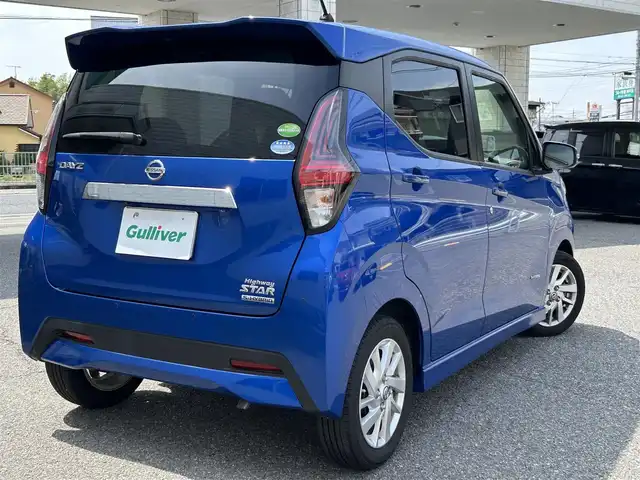 日産 デイズ HWS X プロパイロットED 兵庫県 2019(平31)年 4.8万km オーシャンブルーP 純正9インチメモリーナビ/フルセグTV/CD/DVD/BluetoothSD/FM/AM/アラウンドビューモニター/前ドライブレコーダー/ETC/プロパイロット（高速道路同一車線運転支援技術）/インテリジェント エマージェンシーブレーキ（自動ブレーキ）/車線逸脱防止支援システム/踏み間違い衝突防止アシスト/インテリジェント FCW（前方衝突予測警報）/インテリジェント DA（ふらつき警報）/標識検知機能（進入禁止、最高速度、一時停止）/先行車発進お知らせ/前後クリアランスソナー/ステアリングスイッチ/LEDヘッドライト/フォグランプ/オートライト/電格ミラー/プッシュスタート/オートホールド/革巻きステアリング/ヘッドライトレベライザー/アイドリングストップ/横滑り防止装置/ISOFIX/純正フロアマット/スペアキー1本/新車時保証書