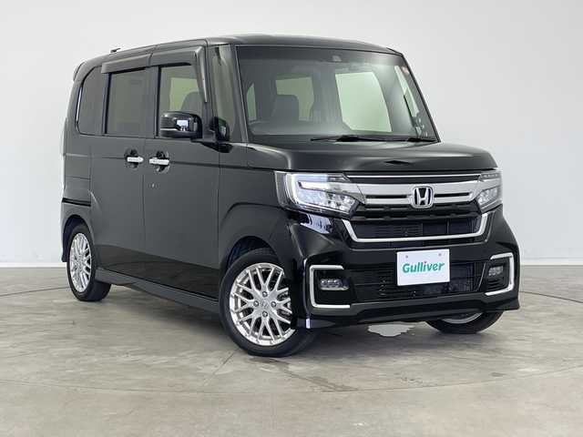 ホンダ Ｎ ＢＯＸ カスタム L ターボ 新潟県 2023(令5)年 4.4万km クリスタルブラックパール 純正メモリナビ/・AM/FM/CD/DVD/Bluetooth/フルセグ/バックモニター/ターボ/両側パワースライドドア/衝突被害軽減システム/レーンキープアシスト/アダプティブクルーズコントロ―ル/ETC/前後ドライブレコーダー/ハーフレザーシート/シートヒーター/純正LEDヘッドライト/オートライト/オートマチックハイビーム/純正フロアマット/純正15インチAW夏タイヤ/パーキングアシスト/ABS/横滑り防止機能/リアコーナーセンサー/オートブレーキホールド/パドルシフト/ステアリングスイッチ/保証書/取扱説明書