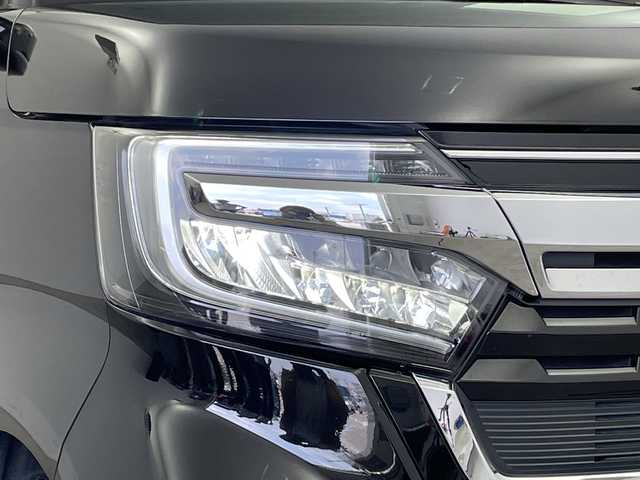 ホンダ Ｎ ＢＯＸ カスタム L ターボ 新潟県 2023(令5)年 4.4万km クリスタルブラックパール 純正メモリナビ/・AM/FM/CD/DVD/Bluetooth/フルセグ/バックモニター/ターボ/両側パワースライドドア/衝突被害軽減システム/レーンキープアシスト/アダプティブクルーズコントロ―ル/ETC/前後ドライブレコーダー/ハーフレザーシート/シートヒーター/純正LEDヘッドライト/オートライト/オートマチックハイビーム/純正フロアマット/純正15インチAW夏タイヤ/パーキングアシスト/ABS/横滑り防止機能/リアコーナーセンサー/オートブレーキホールド/パドルシフト/ステアリングスイッチ/保証書/取扱説明書