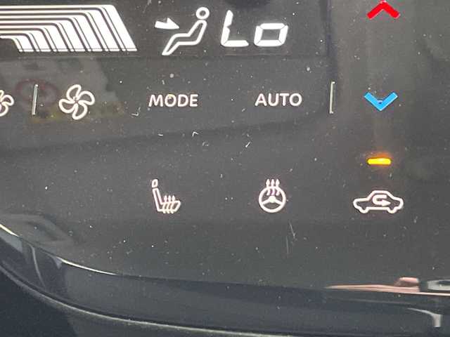 日産 サクラ G 愛知県 2023(令5)年 1.1万km ブラック プロパイロット/純正９型ディスプレイオーディオ（ナビあり）/全方位カメラ/レーダークルーズコントロール/シートヒーター/バックカメラ/コーナーセンサー/純正アルミホイール/ＥＴＣ２．０/LEDヘッドライト/ステアリングヒーター/衝突軽減システム/フルセグ/Bluetooth/ドライブレコーダー/ステアリングスイッチ/スマートキー/プッシュスタート
