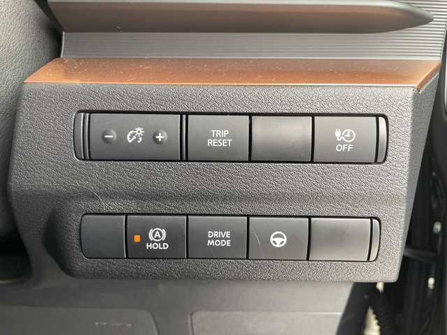 日産 サクラ G 愛知県 2023(令5)年 1.1万km ブラック プロパイロット/純正９型ディスプレイオーディオ（ナビあり）/全方位カメラ/レーダークルーズコントロール/シートヒーター/バックカメラ/コーナーセンサー/純正アルミホイール/ＥＴＣ２．０/LEDヘッドライト/ステアリングヒーター/衝突軽減システム/フルセグ/Bluetooth/ドライブレコーダー/ステアリングスイッチ/スマートキー/プッシュスタート