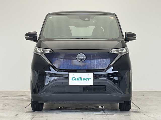 日産 サクラ G 愛知県 2023(令5)年 1.1万km ブラック プロパイロット/純正９型ディスプレイオーディオ（ナビあり）/全方位カメラ/レーダークルーズコントロール/シートヒーター/バックカメラ/コーナーセンサー/純正アルミホイール/ＥＴＣ２．０/LEDヘッドライト/ステアリングヒーター/衝突軽減システム/フルセグ/Bluetooth/ドライブレコーダー/ステアリングスイッチ/スマートキー/プッシュスタート