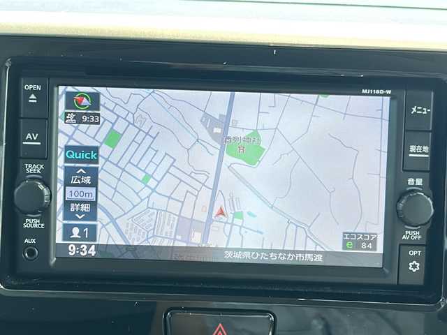 日産 デイズ ルークス X 茨城県 2018(平30)年 3.7万km ブラック エマージェンシーブレーキ/純正ナビ/　　BT/CD/フルセグ/アラウンドビューモニター/ワンオーナー/片側パワースライドドア/アイドリングストップ/コーナーセンサー/スマートキー/ETC