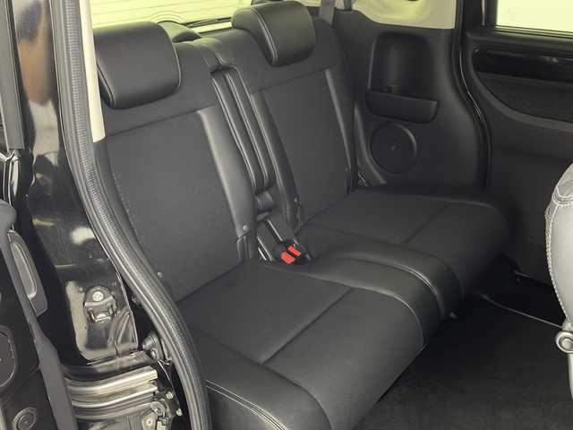ホンダ Ｎ ＢＯＸ カスタム G ターボ Lパッケージ 愛知県 2016(平28)年 7.8万km クリスタルブラックパール /禁煙車//純正Gathersナビ(VXM-175VFi)//純正ナビ装着用スペシャルパッケージ//ビルトインETC//バックカメラ//前後ドライブレコーダー(ZDR015)//360°スーパーUV&IRカットパッケージ//ディスチャージヘッドライト//オートライト//LEDフォグランプ//両側パワースライドドア//アレルクリーンシート(プライムスムース&ファブリックコンビ)//スライドリヤシート//シートバックテーブル//革巻きステアリング//ステアリングスイッチ//パドルシフト//純正15インチアルミホイール//プッシュスタート//電動格納ミラーウィンカー//アイドリングストップ//横滑り防止装置//取扱説明書//スペアキー