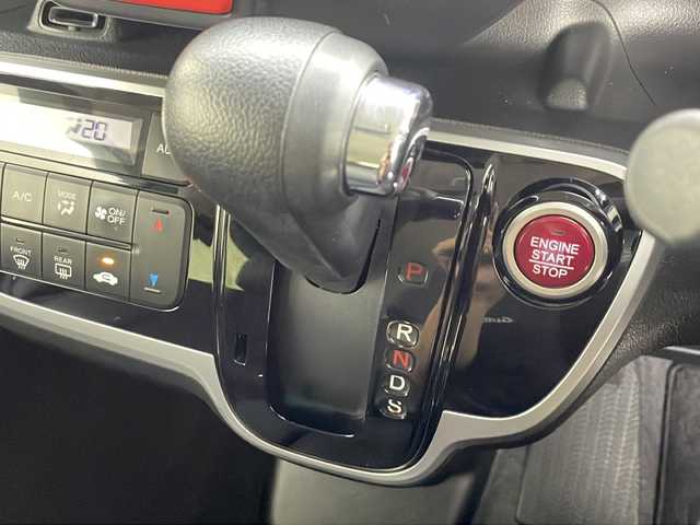 ホンダ Ｎ ＢＯＸ カスタム G ターボ Lパッケージ 愛知県 2016(平28)年 7.8万km クリスタルブラックパール /禁煙車//純正Gathersナビ(VXM-175VFi)//純正ナビ装着用スペシャルパッケージ//ビルトインETC//バックカメラ//前後ドライブレコーダー(ZDR015)//360°スーパーUV&IRカットパッケージ//ディスチャージヘッドライト//オートライト//LEDフォグランプ//両側パワースライドドア//アレルクリーンシート(プライムスムース&ファブリックコンビ)//スライドリヤシート//シートバックテーブル//革巻きステアリング//ステアリングスイッチ//パドルシフト//純正15インチアルミホイール//プッシュスタート//電動格納ミラーウィンカー//アイドリングストップ//横滑り防止装置//取扱説明書//スペアキー