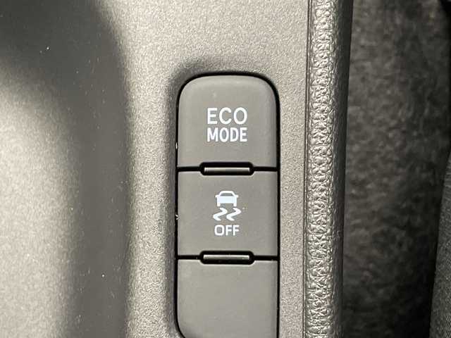 トヨタ ヤリス G 愛知県 2023(令5)年 2.5万km プラチナホワイトパールマイカ トヨタセーフティセンス/純正8型ディスプレイオーディオナビ/CD DVD/Bluetooth/バックカメラ/コーナーセンサー/LEDヘッドライト/レーンキープアシスト/オートマチックハイビーム/ドライブレコーダー/ドライブレコーダー/ETC/衝突軽減システム/スマートキー/プッシュスタート