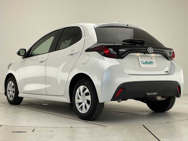 トヨタ ヤリス G 愛知県 2023(令5)年 2.5万km プラチナホワイトパールマイカ トヨタセーフティセンス/純正8型ディスプレイオーディオナビ/CD DVD/Bluetooth/バックカメラ/コーナーセンサー/LEDヘッドライト/レーンキープアシスト/オートマチックハイビーム/ドライブレコーダー/ドライブレコーダー/ETC/衝突軽減システム/スマートキー/プッシュスタート