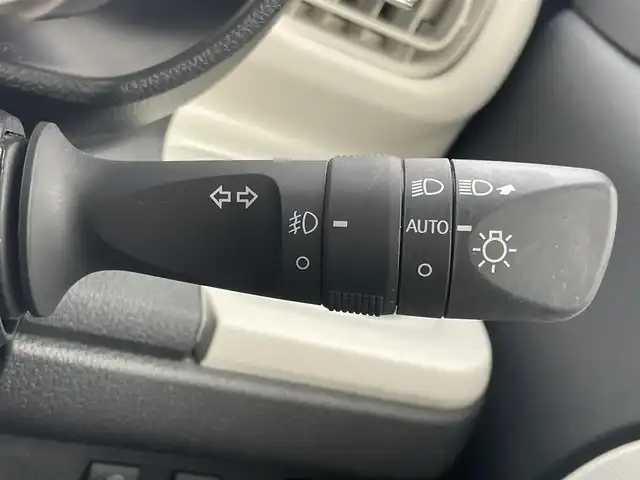 ダイハツ ムーヴ キャンバス ストライプス G ターボ 兵庫県 2023(令5)年 1.3万km シャイニングホワイトパール/スムーズグレーマイカメタリック 純正ディスプレイオーディオ/Bluetooth接続/両側パワースライドドア/フルセグTV/バックカメラ/AppleCarPlay/アンドロイドオート/ワイヤレス充電/保温カップホルダー/シートヒーター/追従有クルーズコントロール/ステアリングリモコン/HDMI/USB/ETC/純正フロアマット/LEDヘッドライト