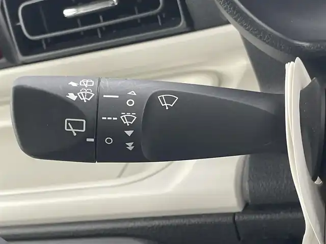 ダイハツ ムーヴ キャンバス ストライプス G ターボ 兵庫県 2023(令5)年 1.3万km シャイニングホワイトパール/スムーズグレーマイカメタリック 純正ディスプレイオーディオ/Bluetooth接続/両側パワースライドドア/フルセグTV/バックカメラ/AppleCarPlay/アンドロイドオート/ワイヤレス充電/保温カップホルダー/シートヒーター/追従有クルーズコントロール/ステアリングリモコン/HDMI/USB/ETC/純正フロアマット/LEDヘッドライト