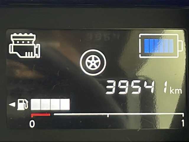 日産 ノート e－パワー X FOUR 秋田県 2020(令2)年 4万km スーパーブラック ４WD/純正SDナビ(Bluetooth/CD/フルセグ)/バックカメラ/ETC/前方ドライブレコーダー/純正AW/レーンキープアシスト/衝突被害軽減システム/前後コーナーセンサー/クリアランスソナー/パートタイム４WD切り替えスイッチ/ハロゲンヘッドライト/スマートキー/スペアキー