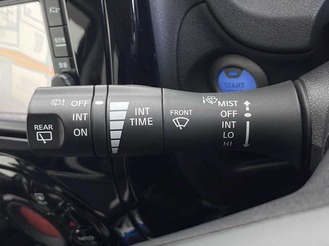 日産 ノート e－パワー X FOUR 秋田県 2020(令2)年 4万km スーパーブラック ４WD/純正SDナビ(Bluetooth/CD/フルセグ)/バックカメラ/ETC/前方ドライブレコーダー/純正AW/レーンキープアシスト/衝突被害軽減システム/前後コーナーセンサー/クリアランスソナー/パートタイム４WD切り替えスイッチ/ハロゲンヘッドライト/スマートキー/スペアキー