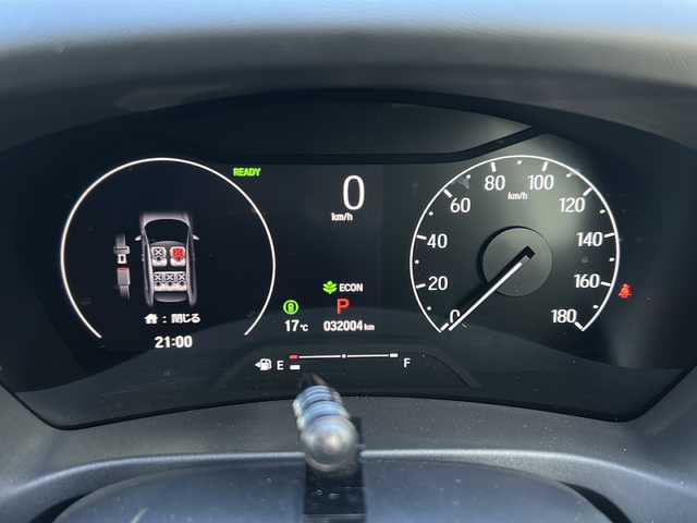 ホンダ ヴェゼル ハイブリッド e:HEV Z 秋田県 2023(令5)年 3.1万km グレー 社外メモリナビ/社外BT、CD、DVD、TV/純正18インチAW/バックカメラ/前後コーナーセンサー/パワーバックドア/ETC/スペアキー/保証書、取説